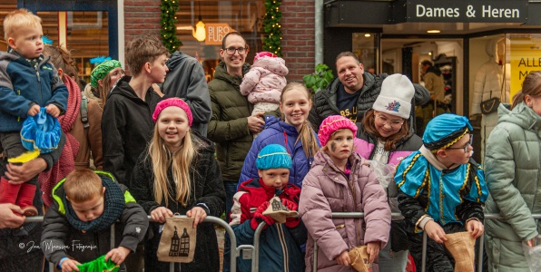 2024-11-16 Intocht Sint 246